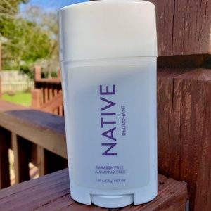 Native Natural Deodorant in Lilac & White Tea